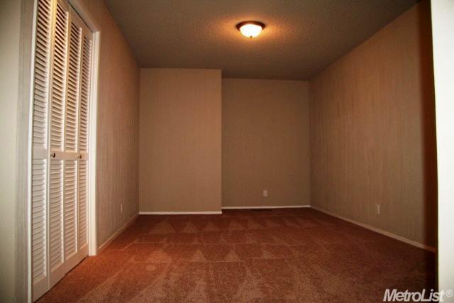 605 Derby Ln, Modesto, CA 95350 photo 3