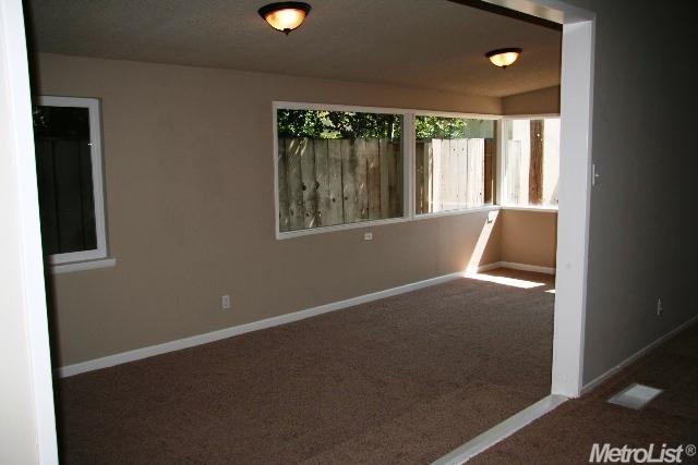 605 Derby Ln, Modesto, CA 95350 photo 4