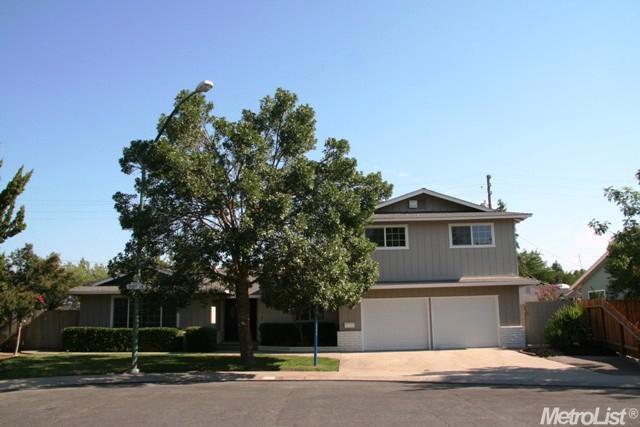 605 Derby Ln, Modesto, CA 95350 photo 1