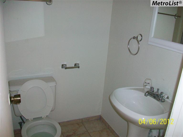 566 Stratford Ct, Merced, CA 95341 photo 6