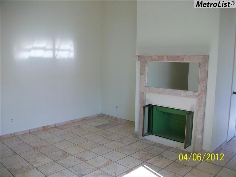 566 Stratford Ct, Merced, CA 95341 photo 3