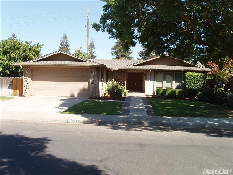 3312 Bridle Path Ln, Modesto, CA 95356 photo 1