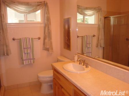 2645 Bristol Ln, Lodi, CA 95242 photo 9
