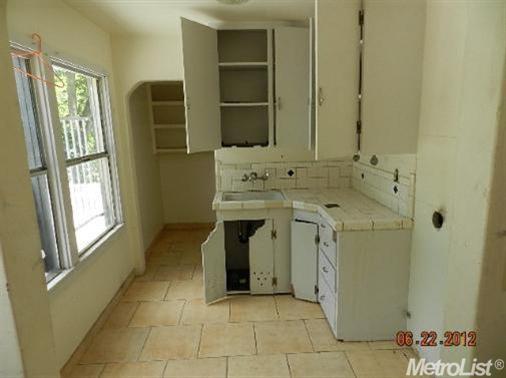 140 E Morris Ave, Modesto, CA 95354 photo 10