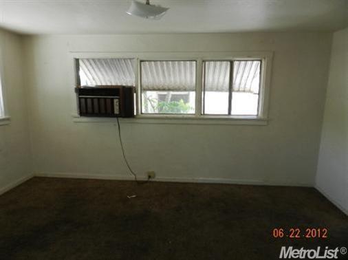 140 E Morris Ave, Modesto, CA 95354 photo 8