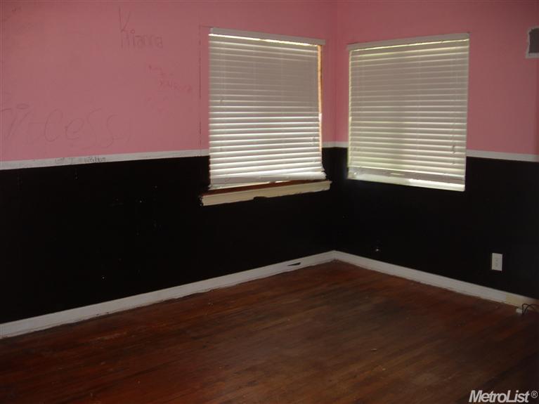 213 Kavanagh Ave, Modesto, CA 95350 photo 4