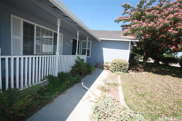10340 E Louise Ave, Manteca, CA 95336 photo 2