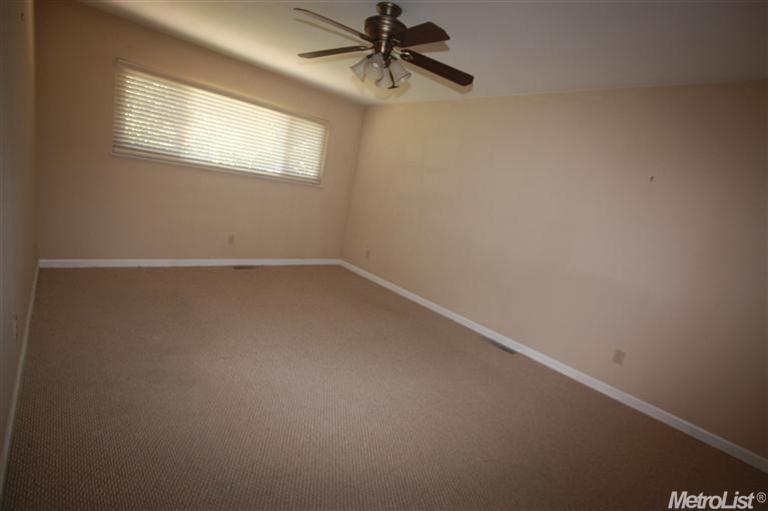10340 E Louise Ave, Manteca, CA 95336 photo 9