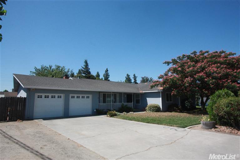 10340 E Louise Ave, Manteca, CA 95336 photo 1