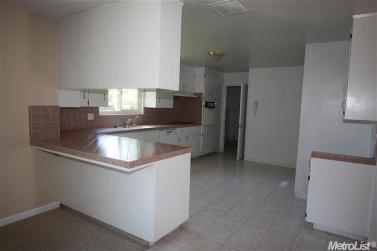 10340 E Louise Ave, Manteca, CA 95336 photo 6