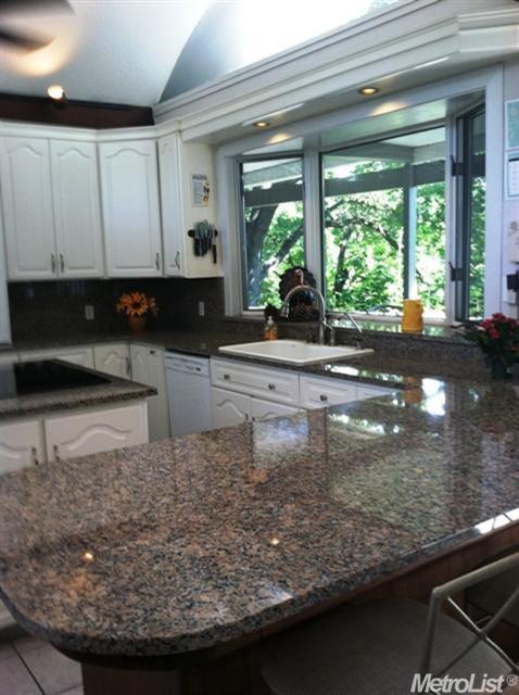 2930 Scenic Dr, Modesto, CA 95355 photo 4