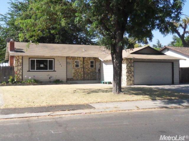 2308 Eicher Ave, Modesto, CA 95350 photo 3