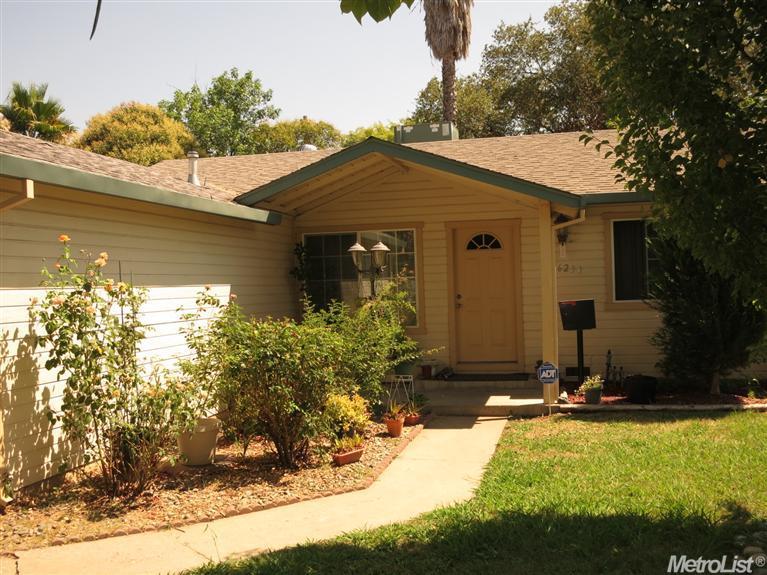 6230 Coyle Ave, Carmichael, CA 95608 photo 2