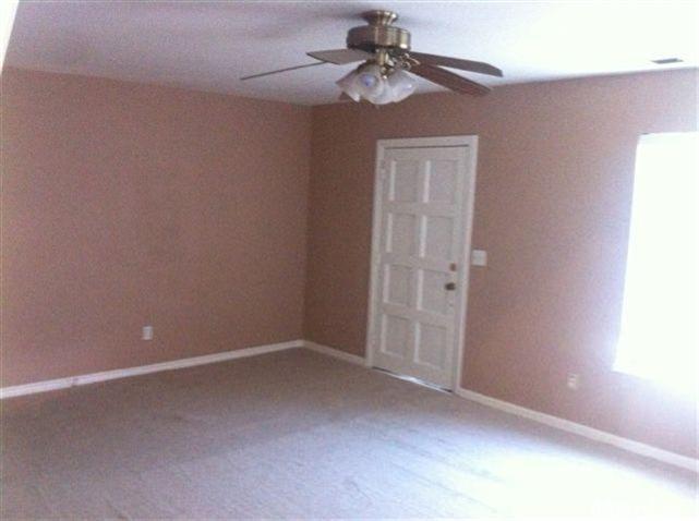 990 Chestnut St, Turlock, CA 95380 photo 3