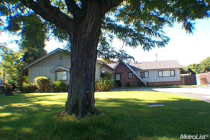 500 Floyd Ave, Modesto, CA 95350 photo 1
