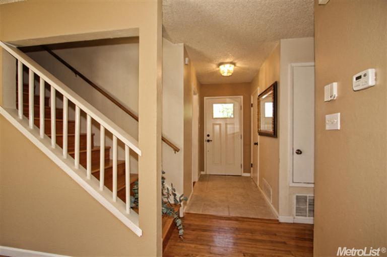 104 Alezane Dr, Folsom, CA 95630 photo 5