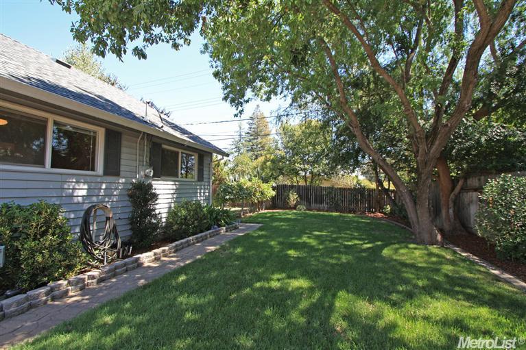 104 Alezane Dr, Folsom, CA 95630 photo 17