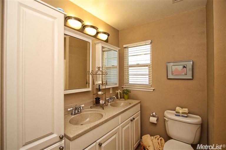 104 Alezane Dr, Folsom, CA 95630 photo 14