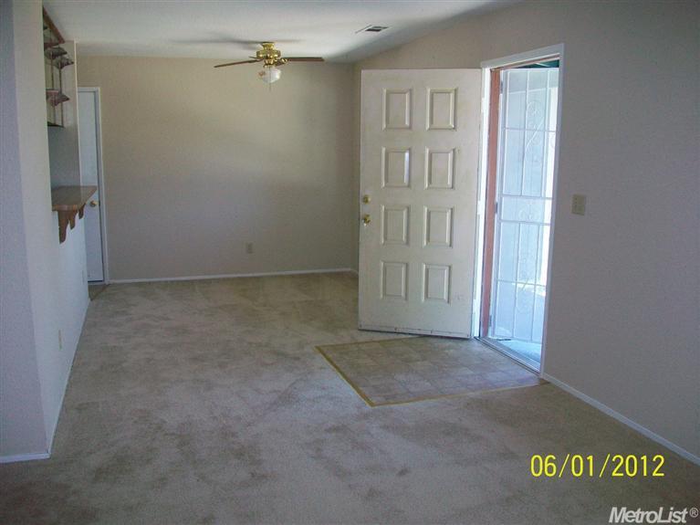 7235 Tokay Cir, Winton, CA 95388 photo 10
