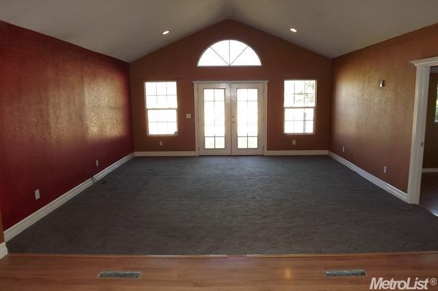 5542 Coffee Rd, Modesto, CA 95357 photo 14