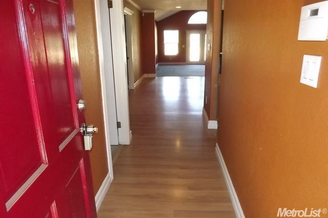 5542 Coffee Rd, Modesto, CA 95357 photo 8