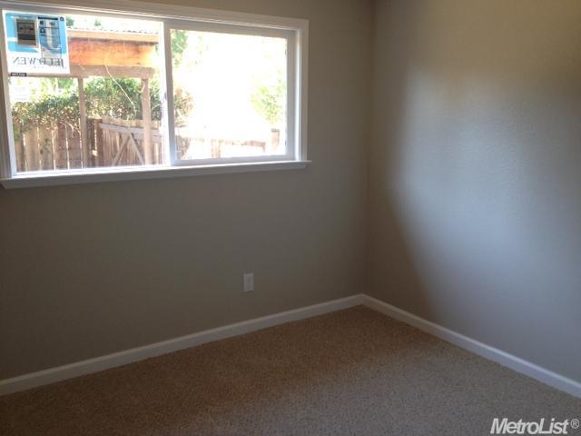 2537 Surrey Ave, Modesto, CA 95355 photo 10