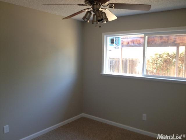 2537 Surrey Ave, Modesto, CA 95355 photo 6