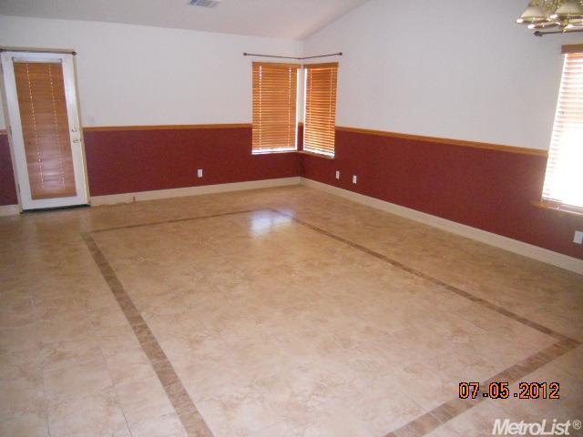 2035 Shenandoah Park Ct, Newman, CA 95360 photo 3