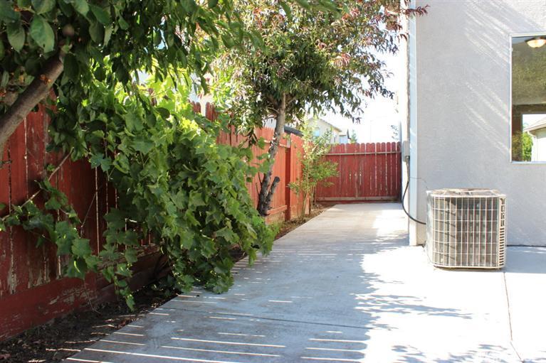 1946 Passages St, Manteca, CA 95336 photo 23