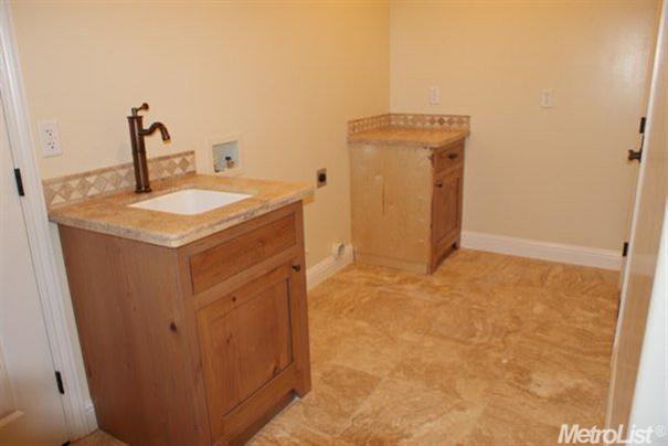 9266 Elm Ave, Orangevale, CA 95662 photo 10