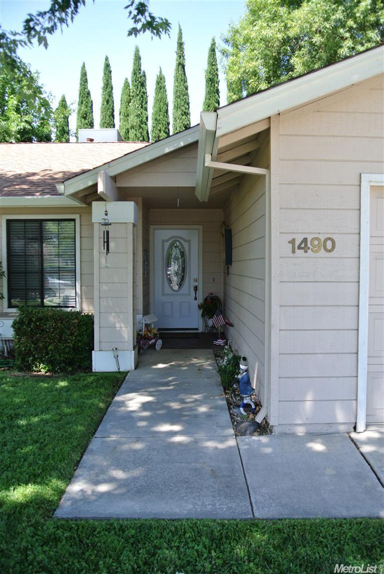 1490 Blair Ave, Tracy, CA 95376 photo 2