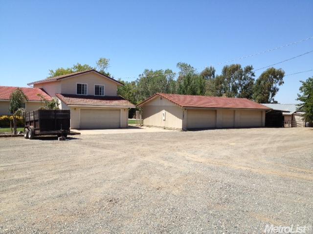 11891 Rising Rd, Wilton, CA 95693 photo 2