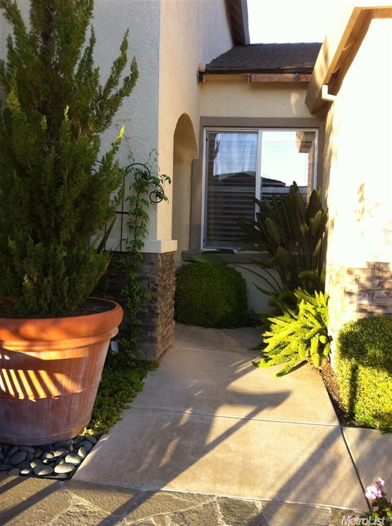3152 Knightsbridge Dr, Modesto, CA 95355 photo 2