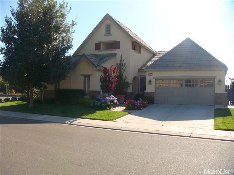 3152 Knightsbridge Dr, Modesto, CA 95355 photo 1