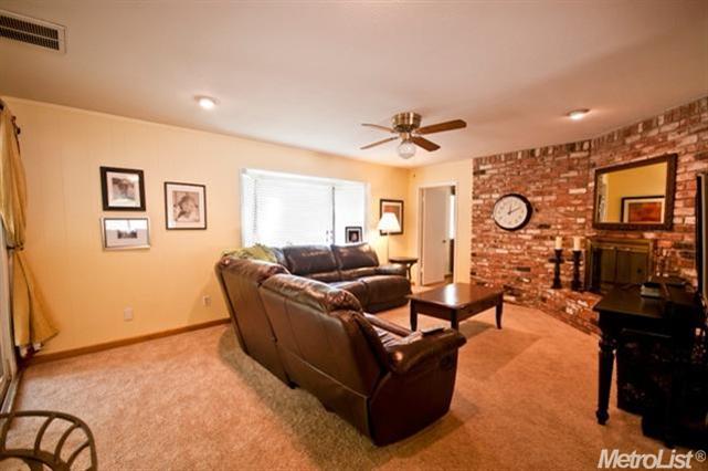 5632 Valhalla Dr, Carmichael, CA 95608 photo 11