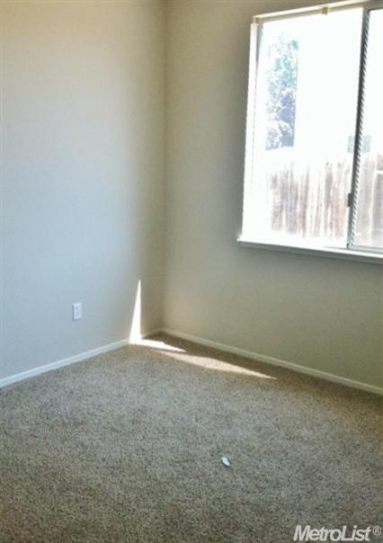 1174 Ruess Rd, Ripon, CA 95366 photo 9