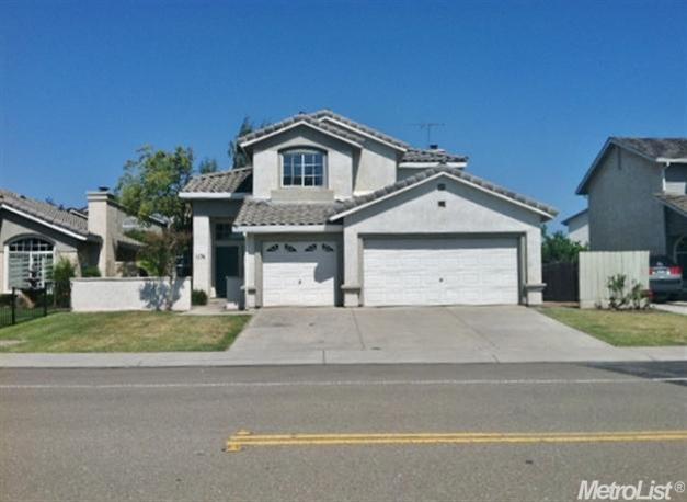1174 Ruess Rd, Ripon, CA 95366 photo 1