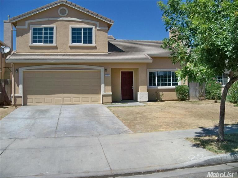 1031 Moonlight Dr, Ceres, CA 95307 photo 1