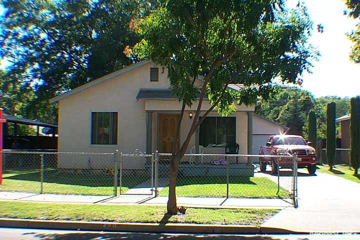 429 Yosemite Ave, Modesto, CA 95351 photo 1