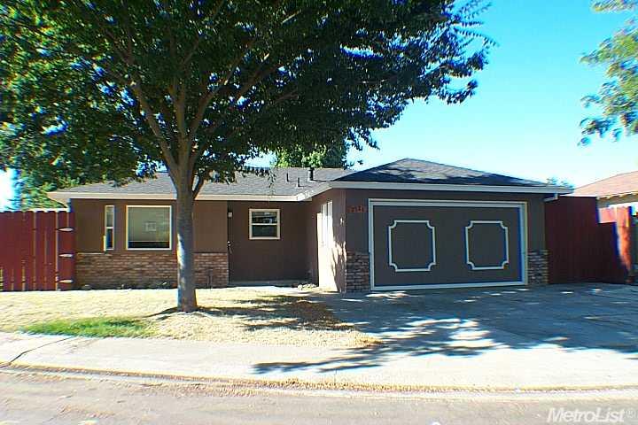 2524 Galway Dr, Modesto, CA 95354 photo 1
