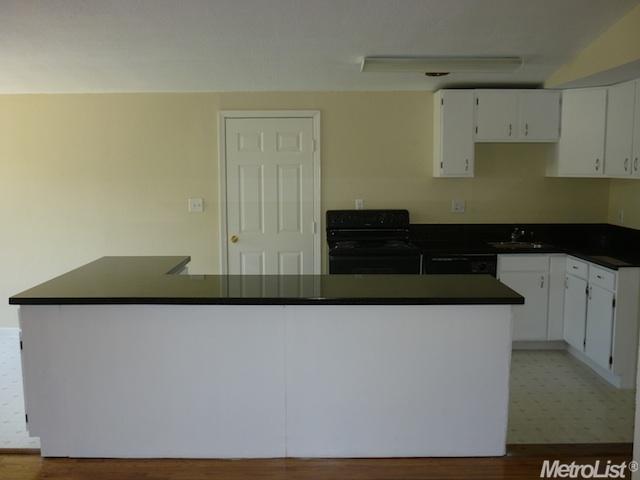 4905 Donovan Dr, Carmichael, CA 95608 photo 9