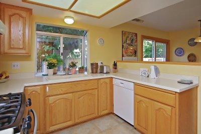 2530 Whittier Dr, Davis, CA 95618 photo 13