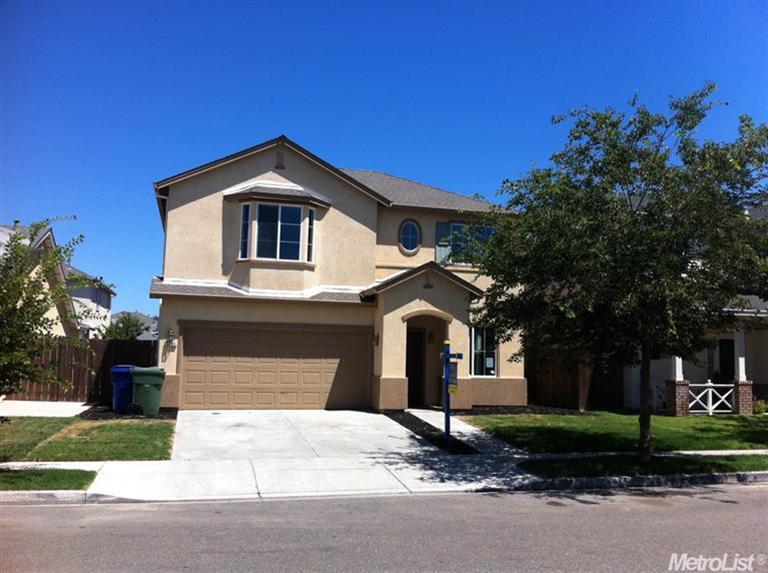 2423 Trellis Ln, Turlock, CA 95382 photo 2