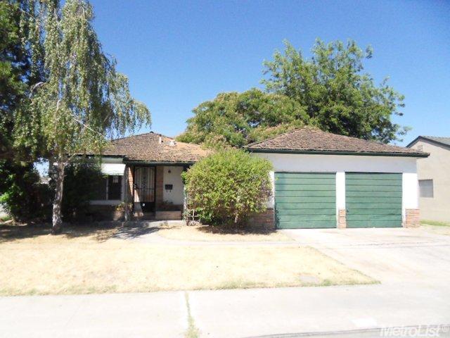 517 Park Ave, Manteca, CA 95337 photo 1