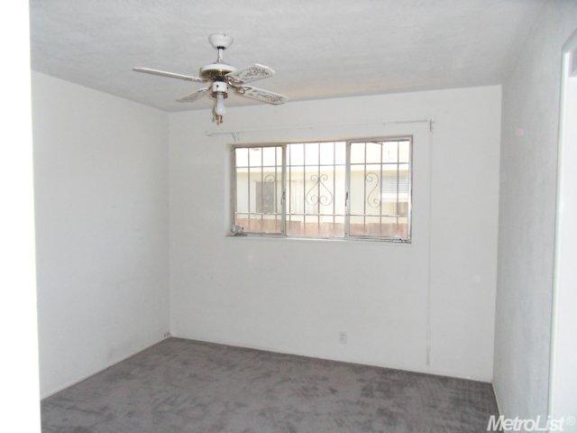 517 Park Ave, Manteca, CA 95337 photo 9