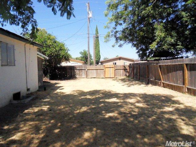 517 Park Ave, Manteca, CA 95337 photo 14