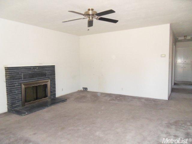 517 Park Ave, Manteca, CA 95337 photo 4
