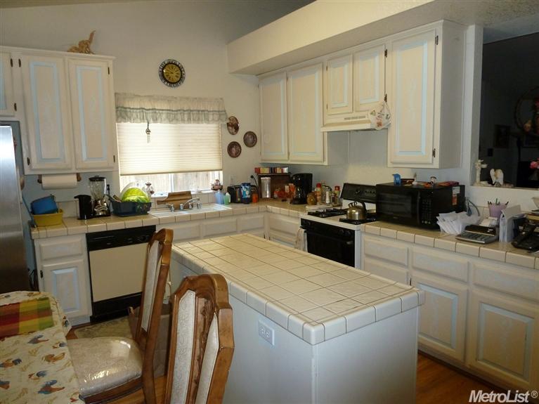 4610 Durham Rd, Rocklin, CA 95765 photo 2