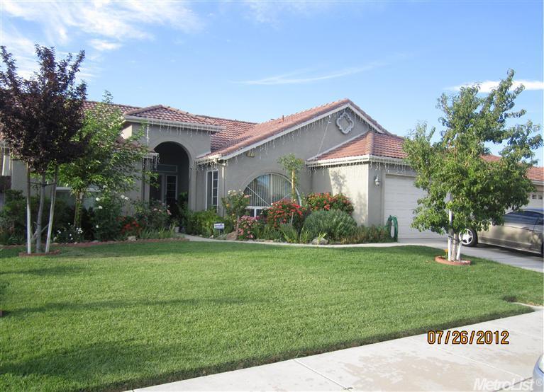 2194 W Rock Creek Ct, Merced, CA 95348 photo 1