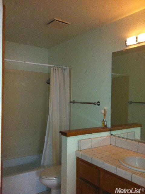 521 Flicker Ave, Davis, CA 95616 photo 9